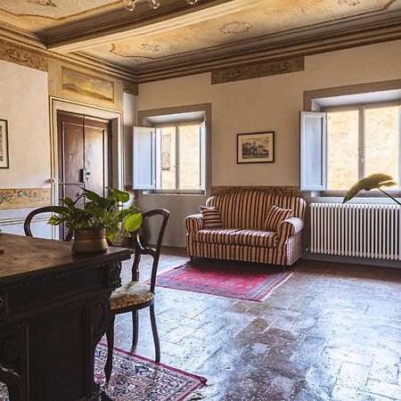 Residenza D'Epoca Il Grifoncello Bed & Breakfast Montepulciano Exterior photo